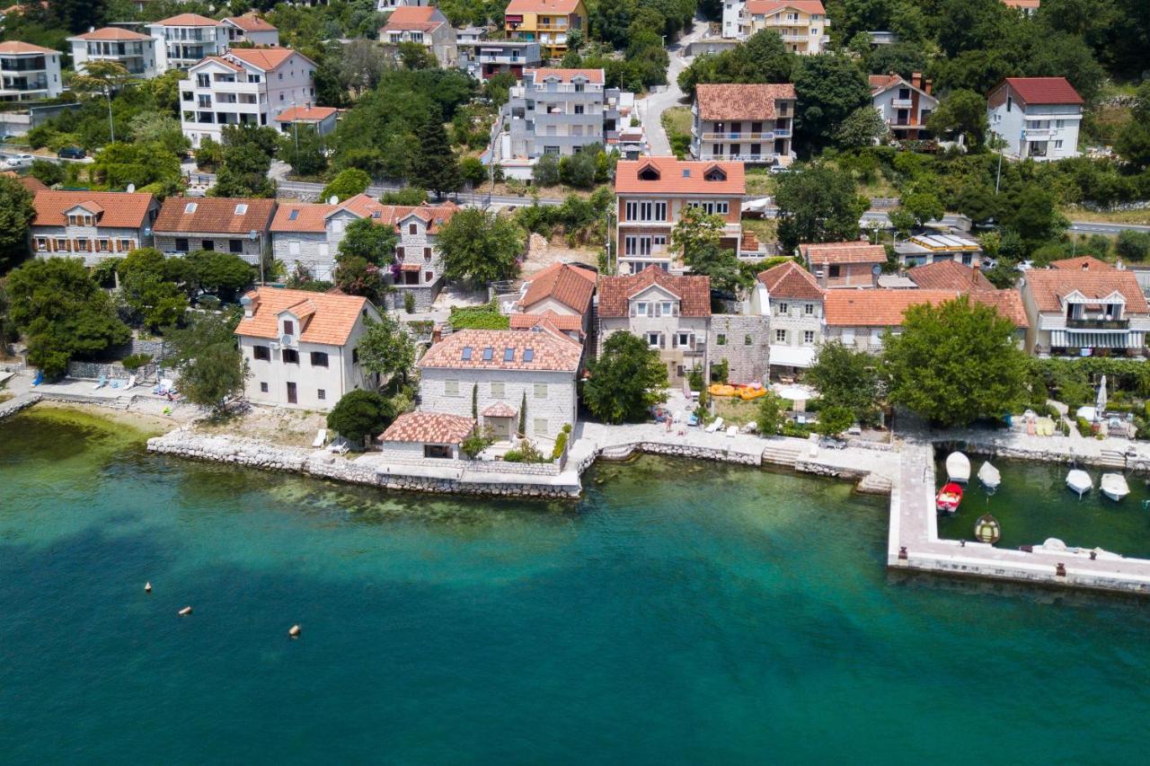 Gemma Di Cattaro Apartments Bagian luar foto